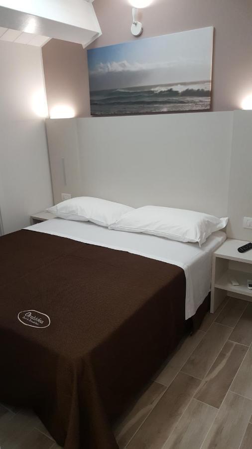 Orchidea Rooms & Suites Чивітанова-Марке Екстер'єр фото